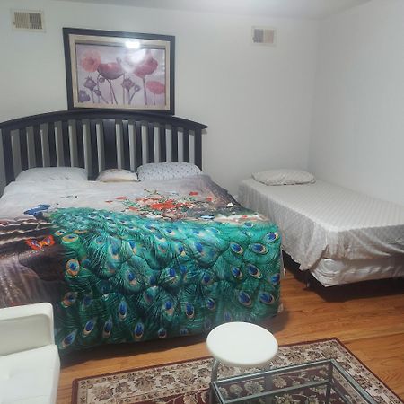 Cosy Bedroom 12Mins To Airport Prudential Njit Umdj Penn Station Newark Exterior foto